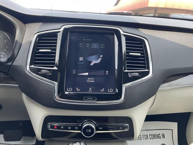 Photo of 2018 Onyx Black Metallic Volvo XC90