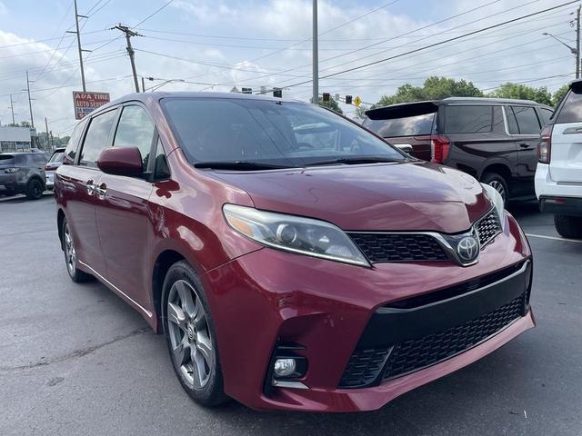 Photo of 2019 Salsa Red Pearl Toyota Sienna