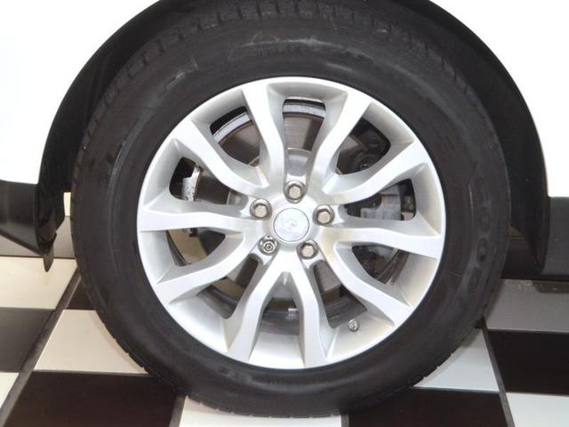 Photo of 2017 FUJI WHITE Land Rover Range Rover Sport