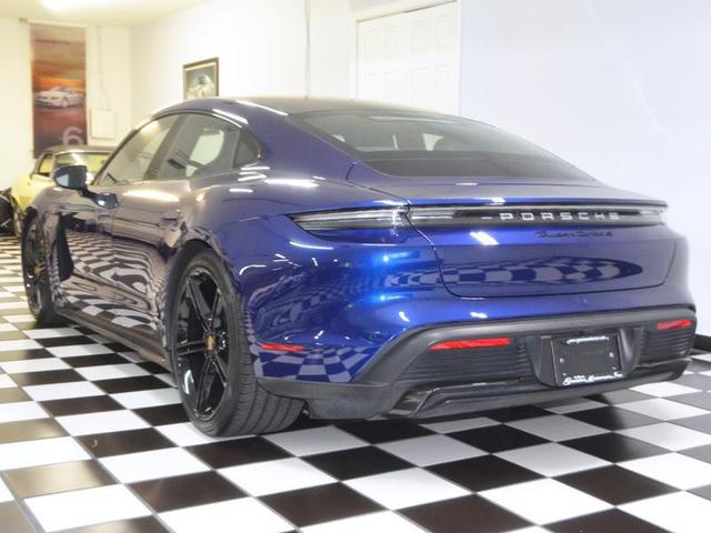 Photo of 2020 Gentian Blue Metallic Porsche Taycan