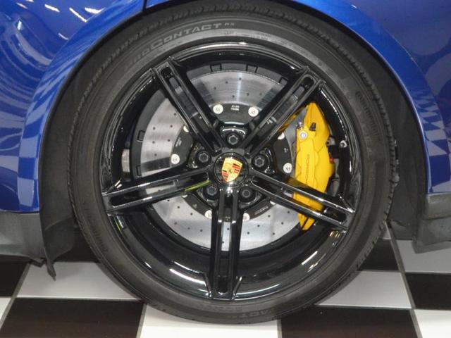 Photo of 2020 Gentian Blue Metallic Porsche Taycan