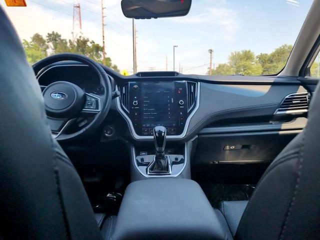 Photo of 2022 SILVER Subaru Outback