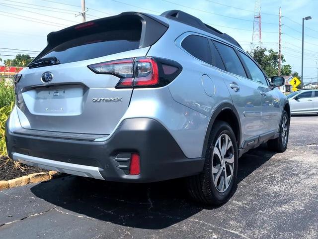 Photo of 2022 SILVER Subaru Outback