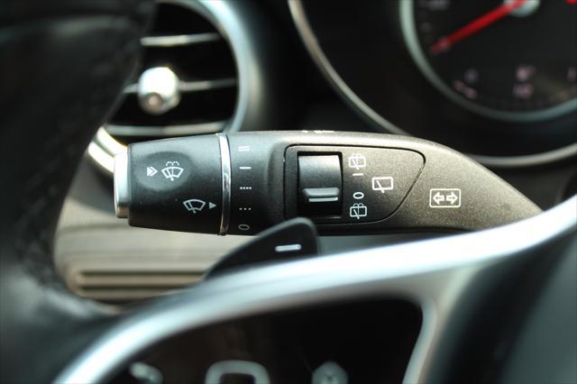 Photo of 2021 Black Mercedes-Benz GLC 300