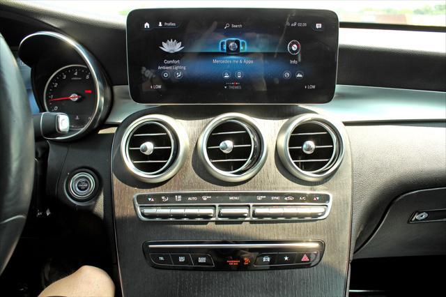 Photo of 2021 Black Mercedes-Benz GLC 300
