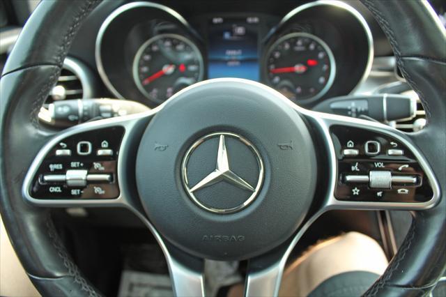 Photo of 2021 Black Mercedes-Benz GLC 300