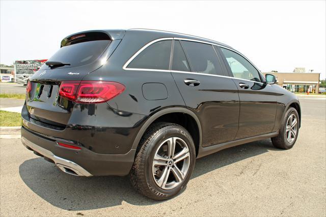 Photo of 2021 Black Mercedes-Benz GLC 300