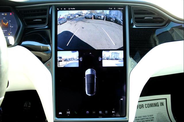 Photo of 2019 Gray Tesla Model X