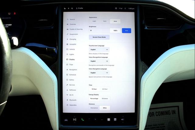 Photo of 2019 Gray Tesla Model X