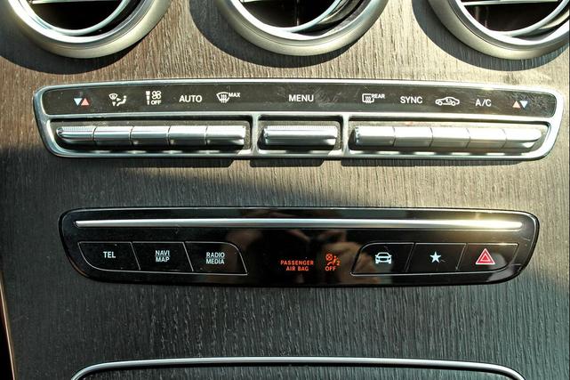 Photo of 2021 Black Mercedes-Benz GLC 300