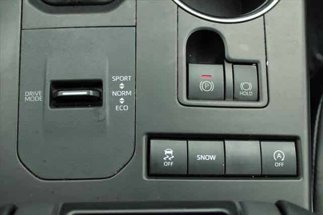 Photo of 2020 Silver Toyota Highlander