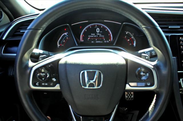 Photo of 2020 Gray Honda Civic