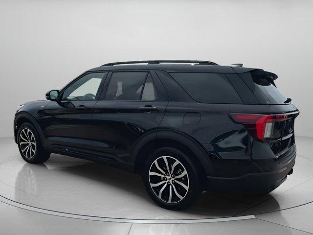 Photo of 2025 Agate Black Metallic Ford Explorer