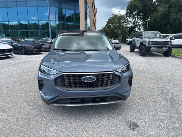 Photo of 2025 Vapor Blue Metallic Ford Escape