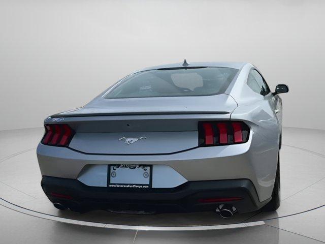 Photo of 2025 Iconic Silver Metallic Ford Mustang