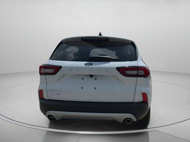 Photo of 2025 Space Silver Ford Escape