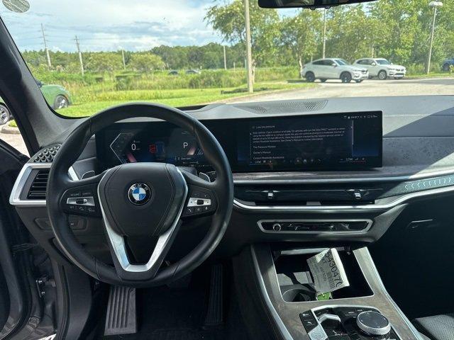Photo of 2025 Skyscraper Gray Metallic BMW X5