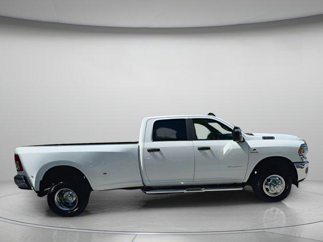Photo of 2024 Bright White Clearcoat RAM 3500