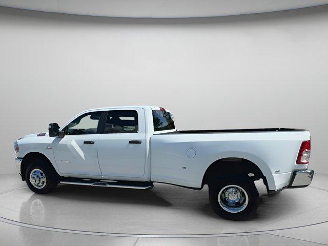 Photo of 2024 Bright White Clearcoat RAM 3500