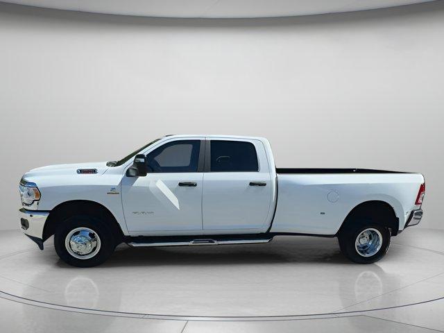 Photo of 2024 Bright White Clearcoat RAM 3500