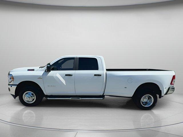 Photo of 2024 Bright White Clearcoat RAM 3500