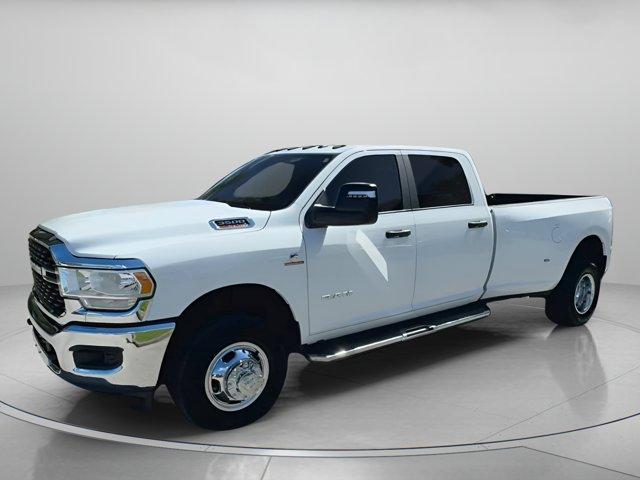 Photo of 2024 Bright White Clearcoat RAM 3500