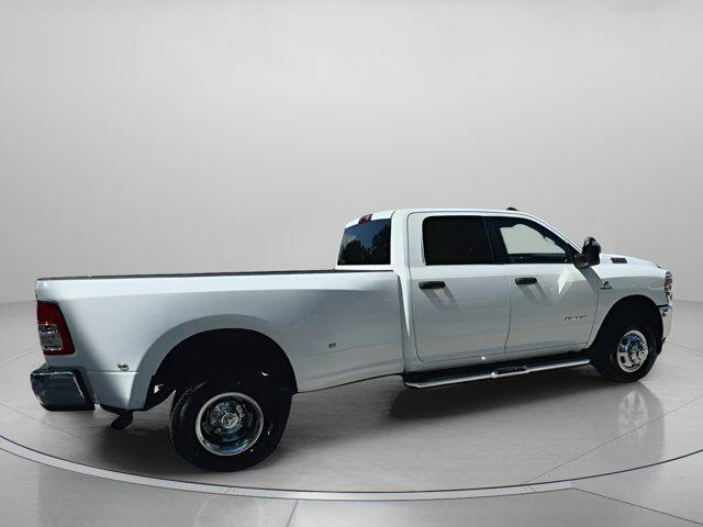 Photo of 2024 Bright White Clearcoat RAM 3500