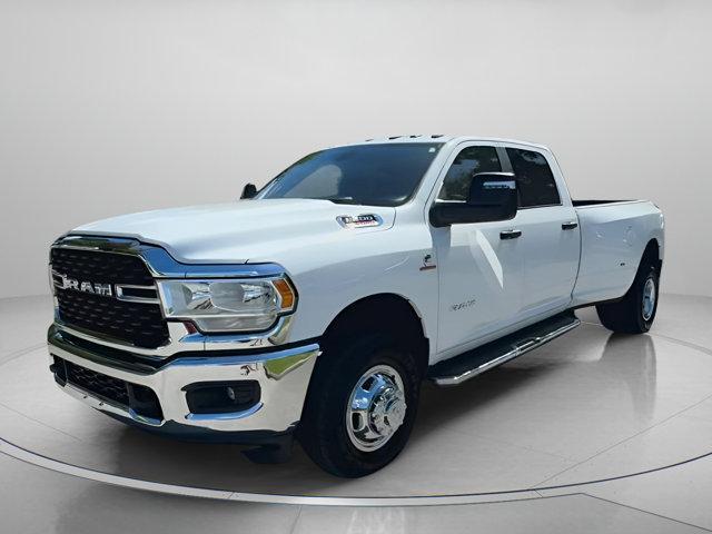 Photo of 2024 Bright White Clearcoat RAM 3500