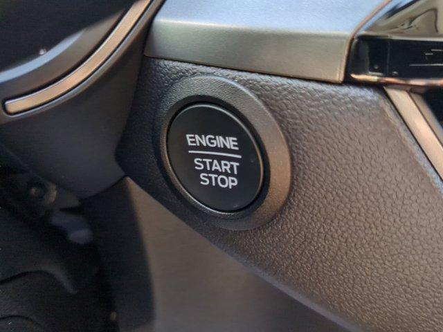 Photo of 2025 Oxford White Ford Escape