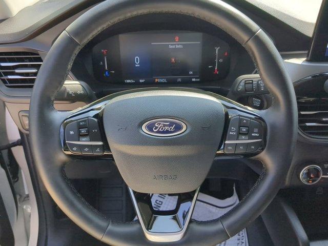 Photo of 2025 Oxford White Ford Escape