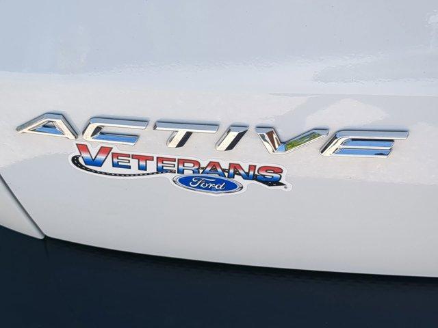 Photo of 2025 Oxford White Ford Escape