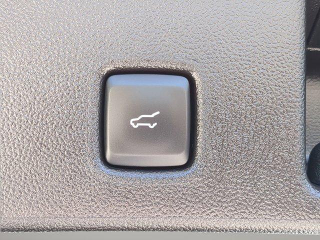 Photo of 2025 Oxford White Ford Escape