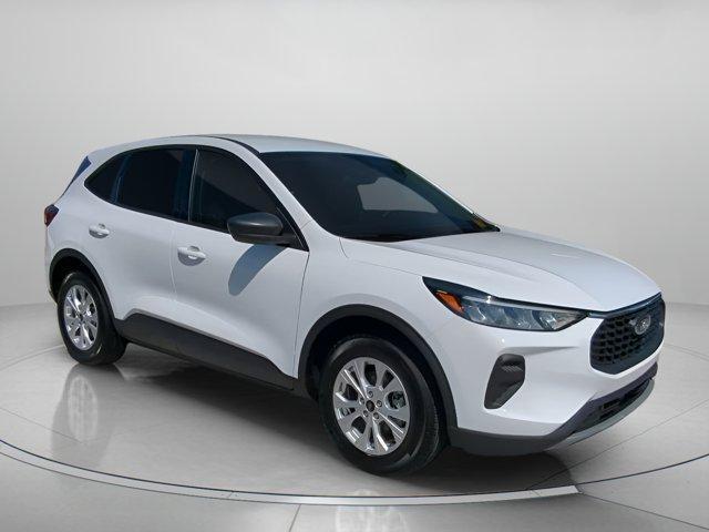 Photo of 2025 Oxford White Ford Escape