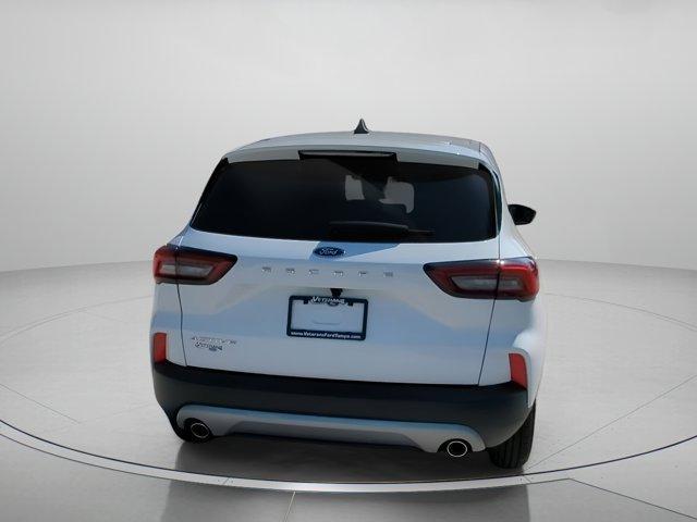 Photo of 2025 Oxford White Ford Escape