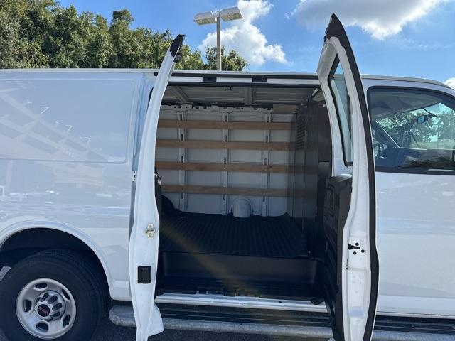 Photo of 2024 Summit White GMC Savana 2500