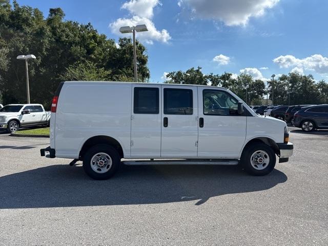 Photo of 2024 Summit White GMC Savana 2500