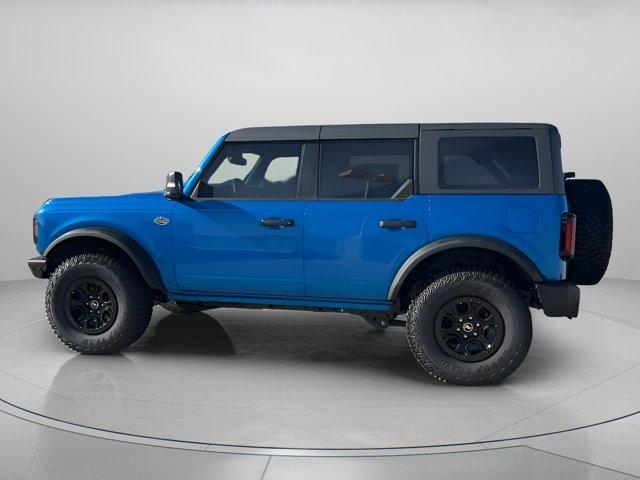 Photo of 2024 Velocity Blue Metallic Ford Bronco
