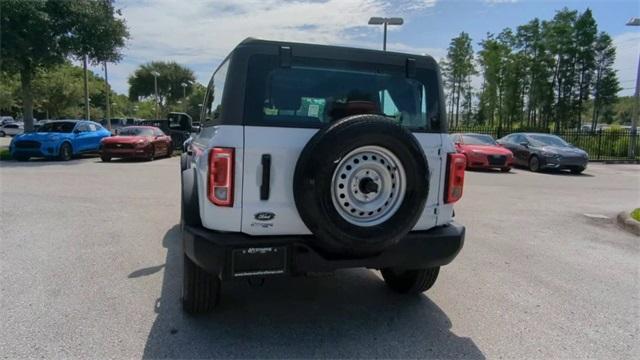 Photo of 2025 Oxford White Ford Bronco
