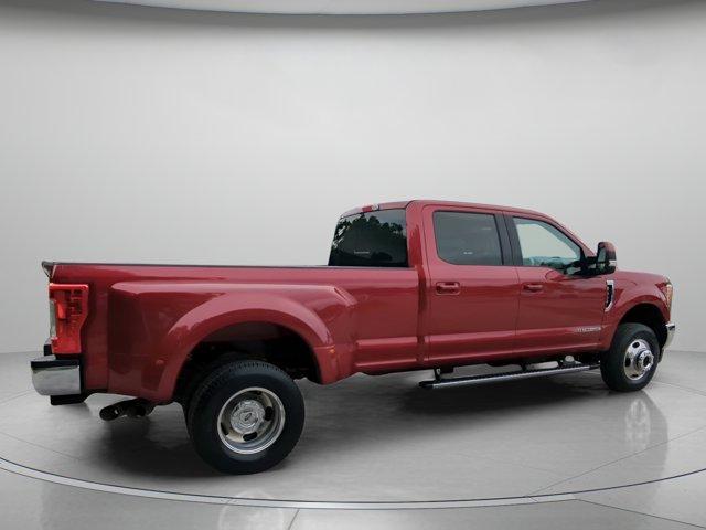 Photo of 2017 Ruby Red Metallic Tinted Clearcoat Ford F-350