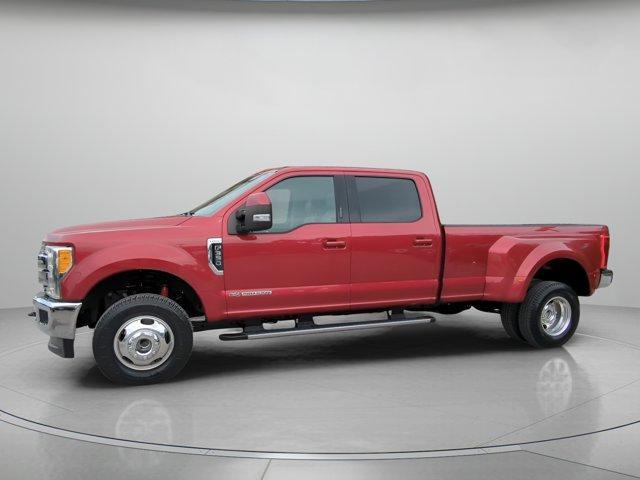 Photo of 2017 Ruby Red Metallic Tinted Clearcoat Ford F-350