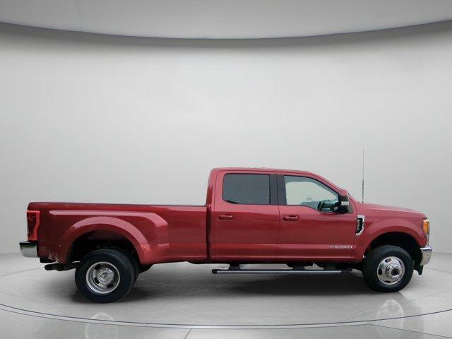 Photo of 2017 Ruby Red Metallic Tinted Clearcoat Ford F-350