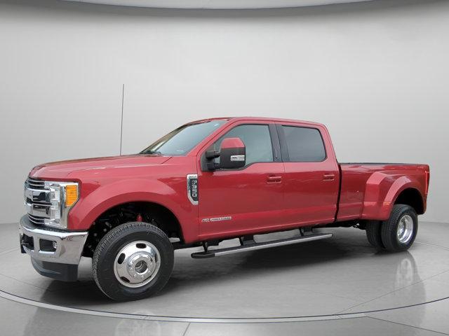 Photo of 2017 Ruby Red Metallic Tinted Clearcoat Ford F-350