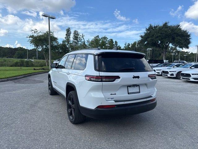 Photo of 2023 Bright White Clearcoat Jeep Grand Cherokee L