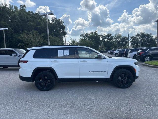 Photo of 2023 Bright White Clearcoat Jeep Grand Cherokee L
