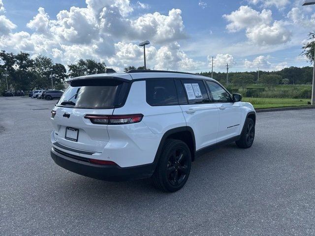 Photo of 2023 Bright White Clearcoat Jeep Grand Cherokee L