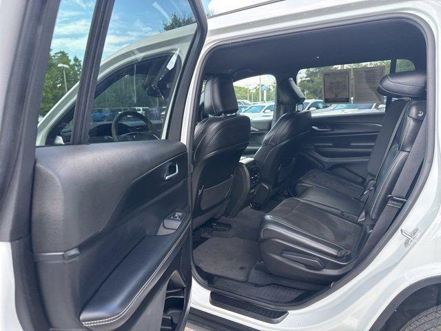 Photo of 2023 Bright White Clearcoat Jeep Grand Cherokee L