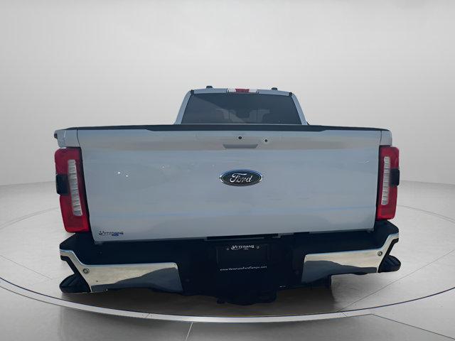 Photo of 2025 Star White Ford F-350