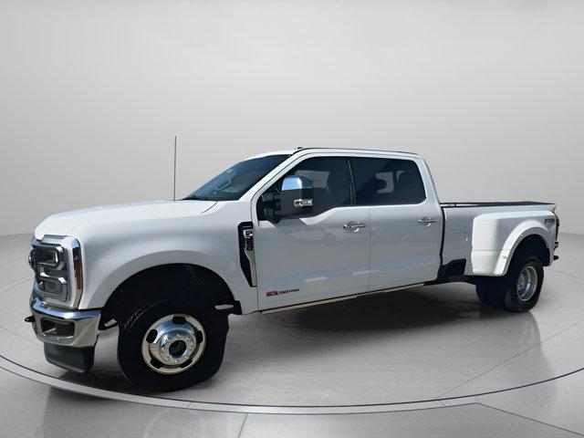 Photo of 2025 Star White Ford F-350