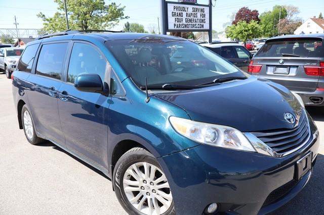 2011 Toyota Sienna