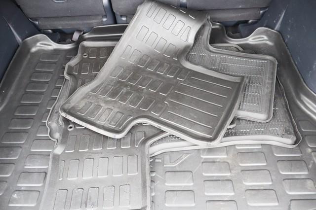 Photo of 2011 SILVER Honda CR-V